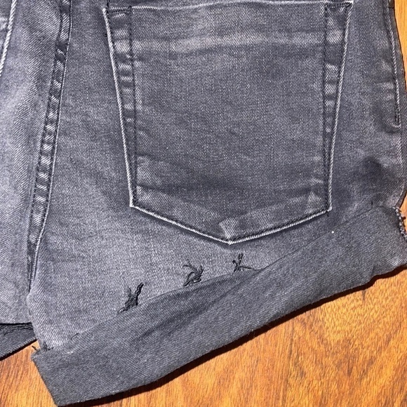 𝅺one TEASPOON Harlets High Waisted Short Size 26 Short Shorts Cuffed Black Wash - Picture 9 of 13